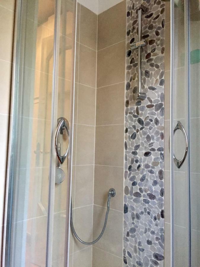 Elegante Appartamento In Centro A Bardonecchia Exterior foto